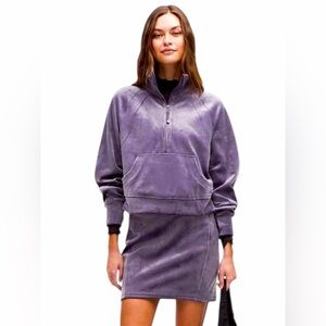 Lululemon - Scuba High-Rise Velvet Mini Skirt – Nightfall – Size XL